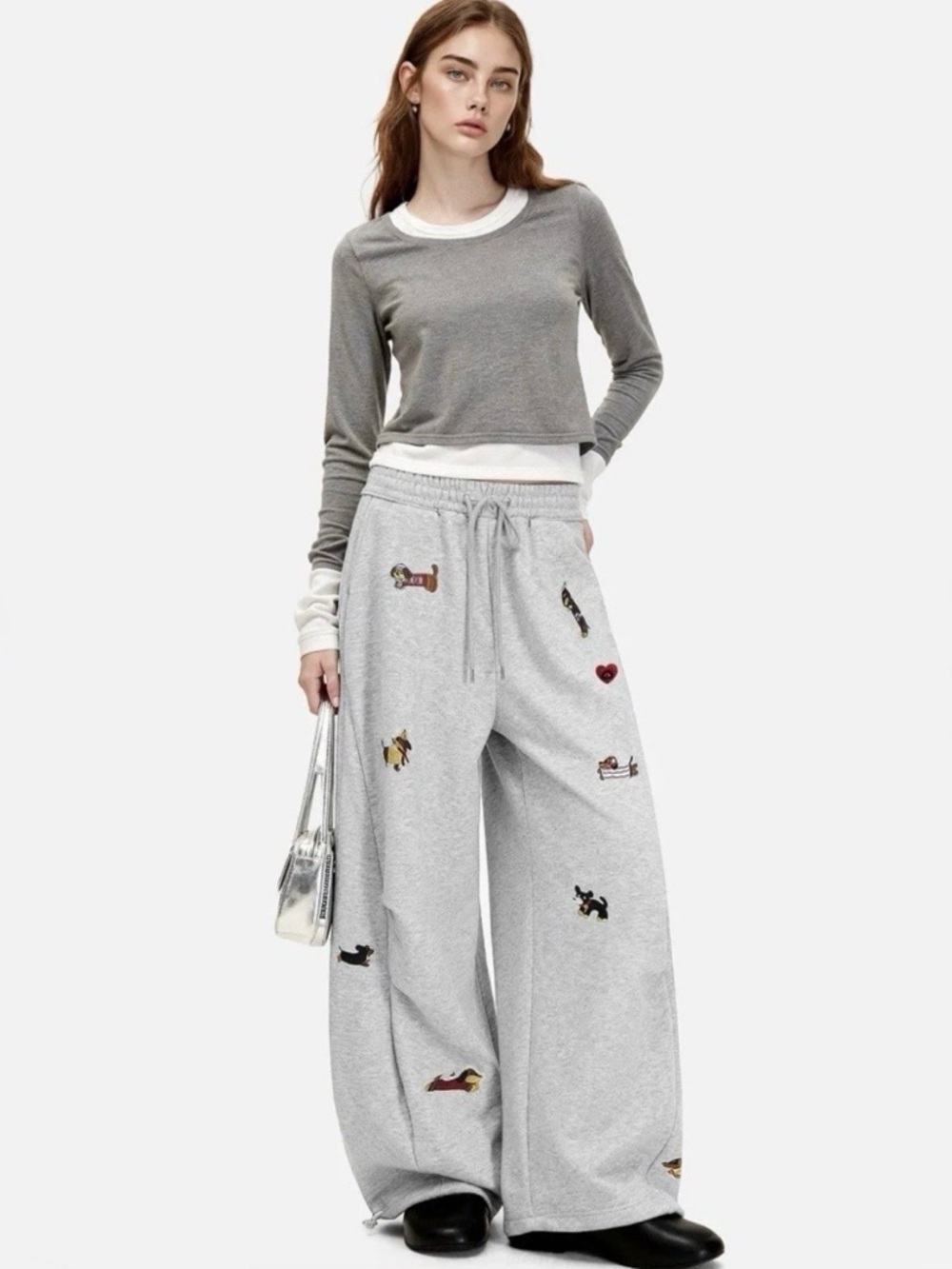 Aelfric Eden Embroidery Dog Baggy Barrel Sweatpants size Medium - Picture 2 of 9